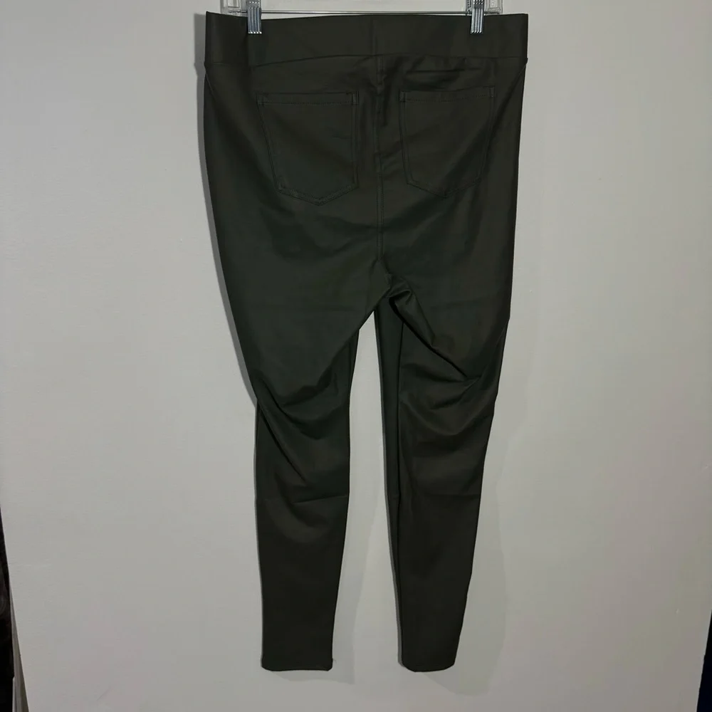NWT Torrid Full‎ Length Signature Waist Faux Leather Legging Green Size 1X 14/16